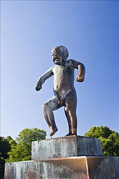 青铜,雕塑,愤怒,男孩,古斯塔夫-维格朗,福洛格纳公园,奥斯陆,挪威,斯堪的纳维亚,欧洲
