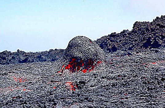 火山喷发景观