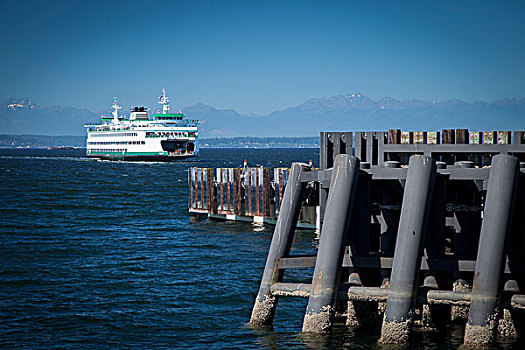 班布里奇岛,渡船,到达,西雅图,码头,华盛顿,美国