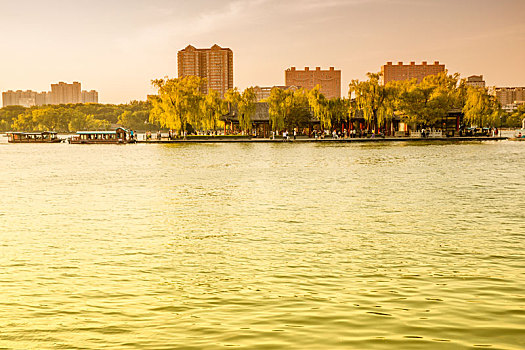 大明湖风景区