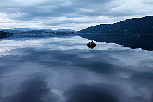 湖,挪威