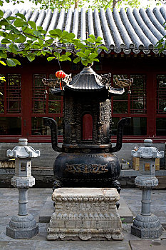 广化寺的香炉