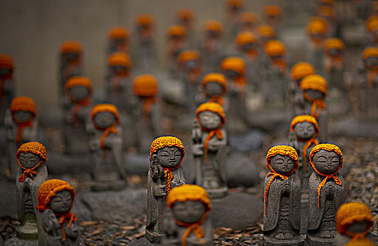 特写,小,褐色,佛教,地藏岛,日本,石头,雕塑,戴着,橙色,帽子,东京