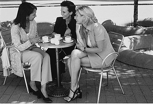女人,交谈,露天咖啡馆