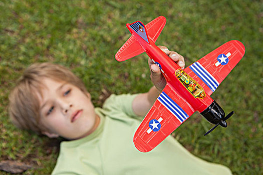 男孩,玩,玩具飞机,公园