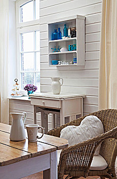 风景,厨房用桌,柳条椅,桌子,小,白色背景,木墙