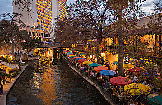 圣安东尼奥,德克萨斯,著名,河滨步道,夜晚,船,餐馆,彩色,伞,旅游
