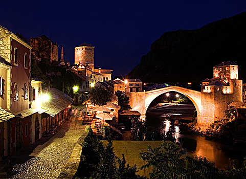 石桥,夜景,莫斯塔尔,波斯尼亚,黑塞哥维那,欧洲