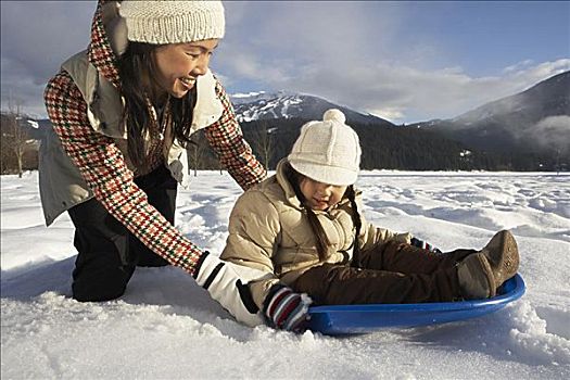 母女,雪橇运动,不列颠哥伦比亚省,加拿大