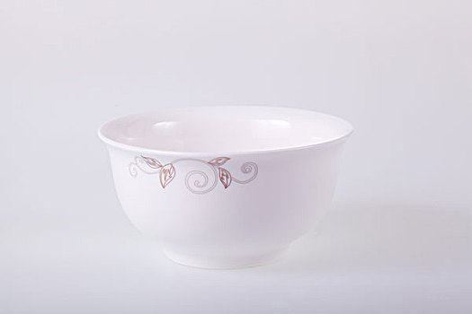 一只带花纹的白色瓷碗