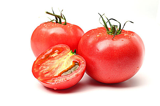 西红柿放在白色背景上