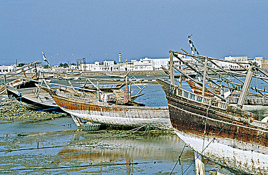 阿曼苏丹国,港口,城镇,阿拉伯海,独桅三角帆船