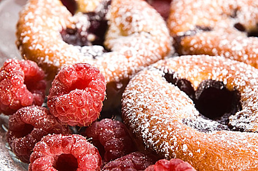 树莓,饼干,新鲜水果
