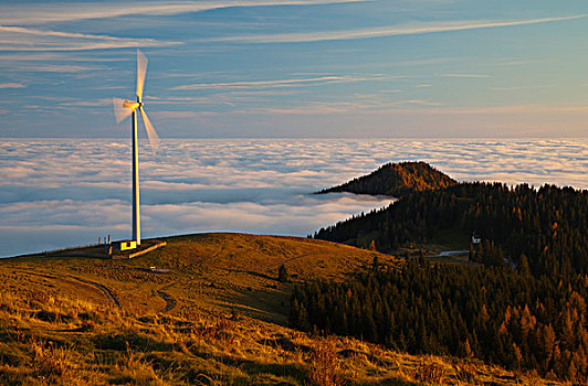 风轮机,雾,晚上,亮光,高山,区域,施蒂里亚,奥地利,欧洲