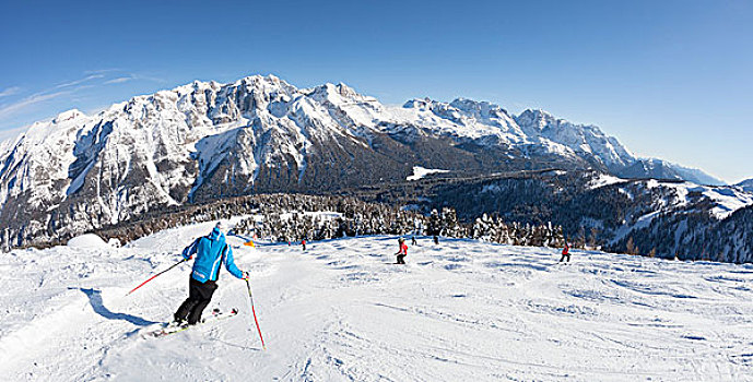 滑雪,斜坡,滑雪胜地,群体,背景,省,特兰迪诺,意大利,欧洲