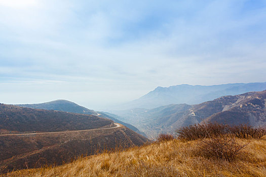 万斛山,山区公路