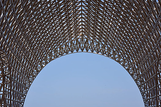 钢结构的拱门
