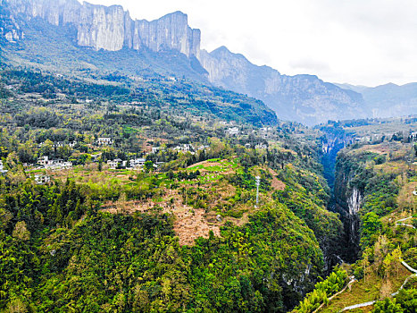 航拍湖北恩施大峡谷云龙地缝景区