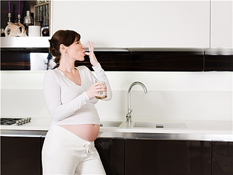 孕妇,饮用水