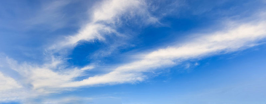 蓝天毛卷白云自然景观
