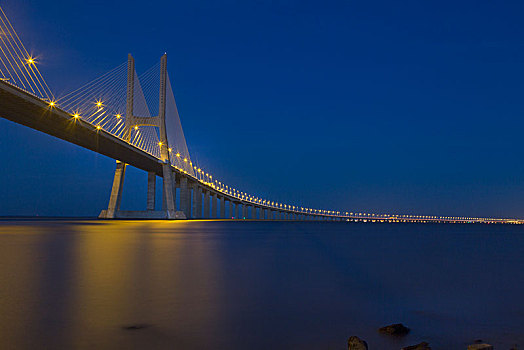 桥,上方,塔霍河,黃昏,里斯本,葡萄牙,欧洲