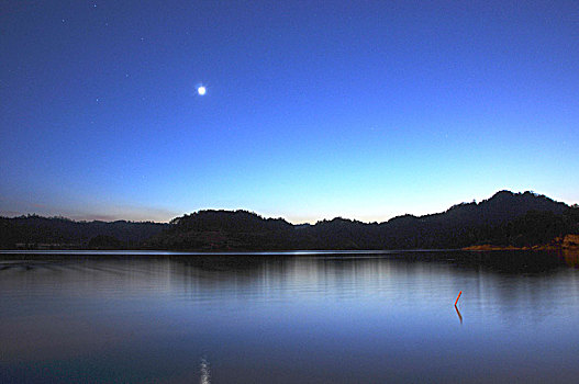 湖泊,大金湖,月亮