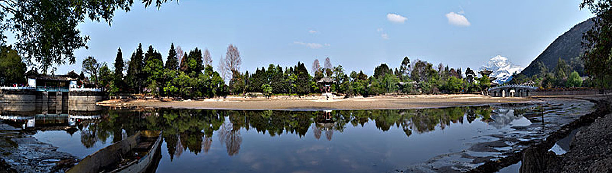 黑龙潭公园景观