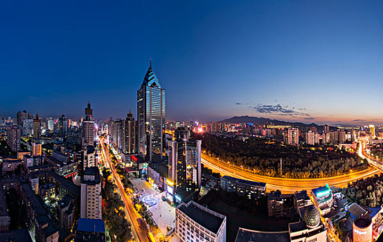 城市天际线繁华夜景