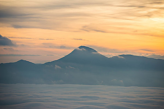 日出,高处,云,攀升,翁布里亚,亚平宁山脉,意大利,欧洲