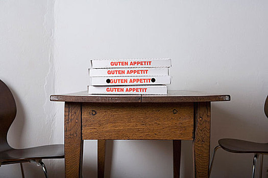 比萨盒,一堆,桌子