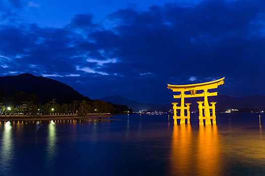 严岛神社,光泽,广岛,湾,夜晚