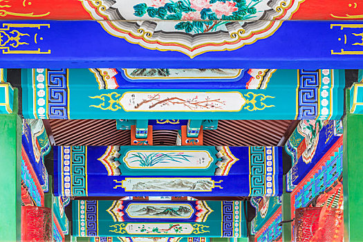 中式建筑斗拱彩绘