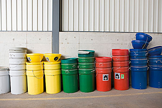 彩色,垃圾桶,再循环,垃圾箱,一堆,墙壁
