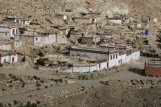 西藏偏远小村庄