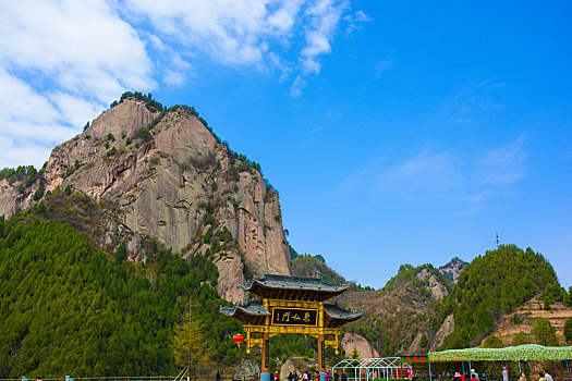 九龙山春日盛景