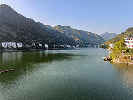 新安江,山水画廊