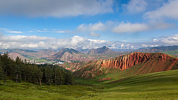 青海祁连县卓尔山