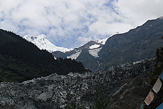 雪山