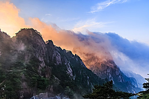 安徽省黄山市黄山风景区天都峰自然景观