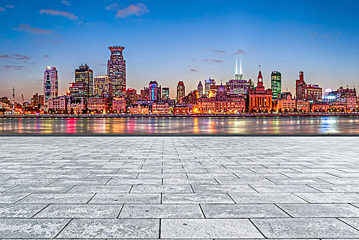 地砖路面和上海现代建筑