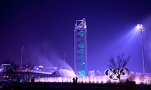 北京奥运会新闻中心夜景