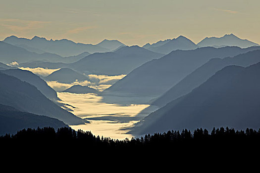 德国,巴伐利亚,上巴伐利亚,陆地,区域,高山,山麓,风景,方向,东方,伊萨河,山谷,山