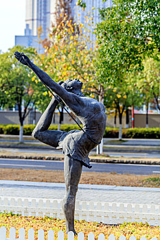 艺术体操雕塑,南京市国际青年文化公园