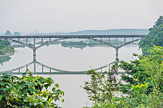 东江庭院