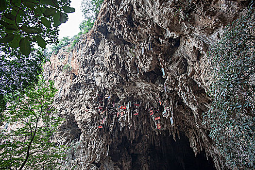 建水燕子洞景区