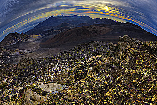 仰视,山峦,日出,哈雷阿卡拉火山,毛伊岛,夏威夷,美国