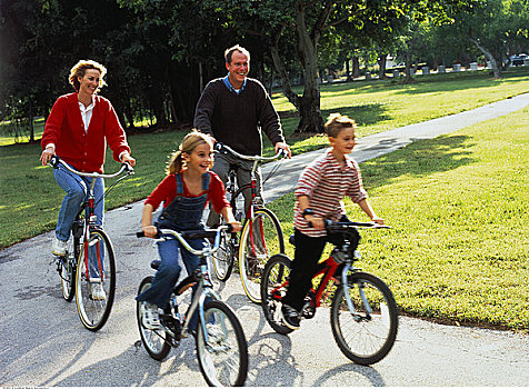 家庭,骑,自行车,道路,公园