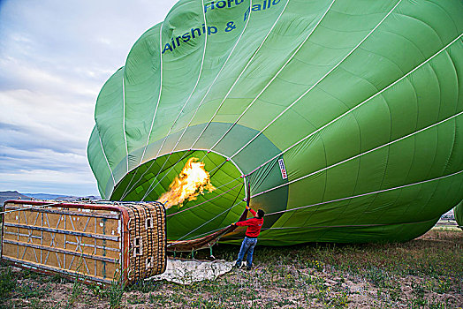 土耳其-卡帕多西亚的热气球