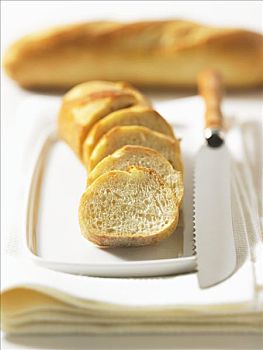 法国棍式面包片,面包刀