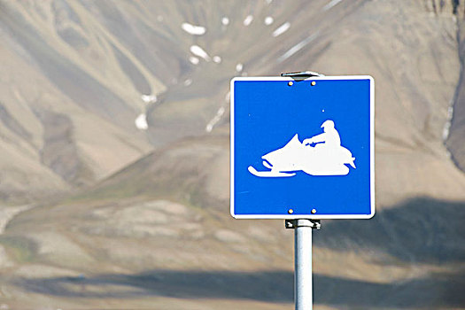 雪地车,标识,朗伊尔城,斯匹次卑尔根岛,斯瓦尔巴特群岛,挪威,欧洲